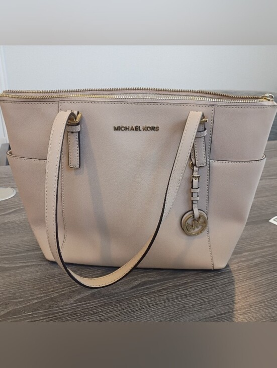 Michael Kors Handbags - Michael Kors Beige Saffiano Leather Tote with Gold Logo charm. READ NOTE BELOW